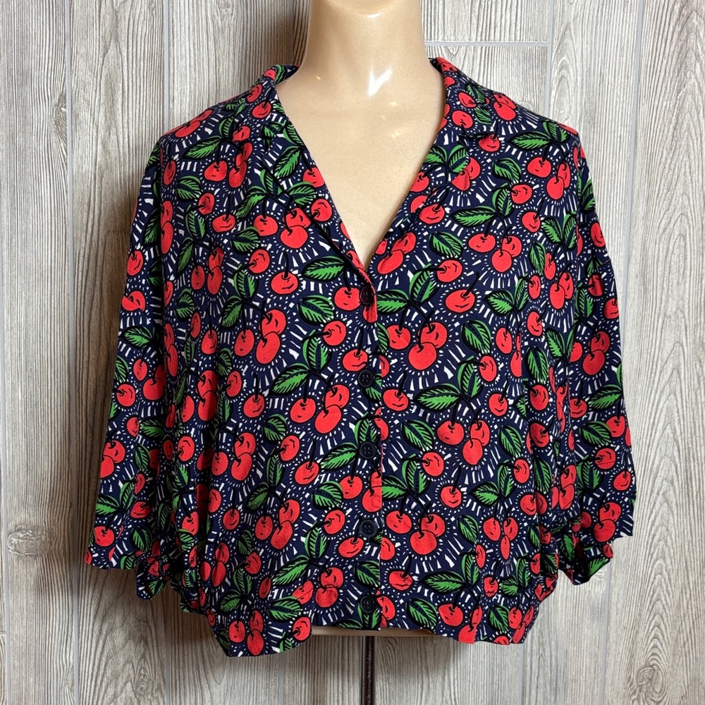 Zara Whimsical Cherry Oversized Boxy Loose Fit Crop Buttton Down Blouse Size XS